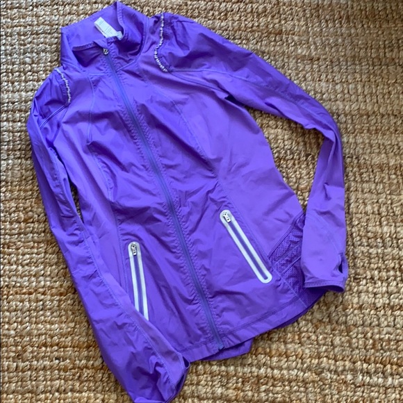 Lululemon nothin’ but run jacket power purple - Picture 2 of 10